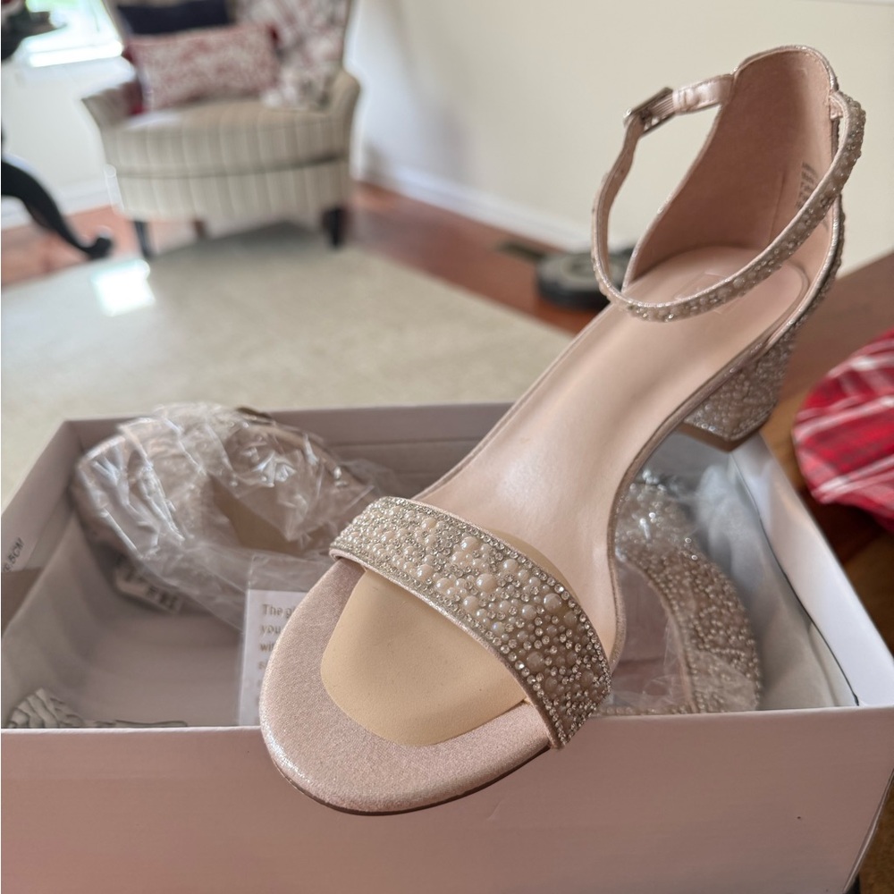 Elegant Women's Beige Ankle Strap Sandals